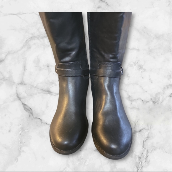 New CGB black side zip boot - Picture 2 of 3